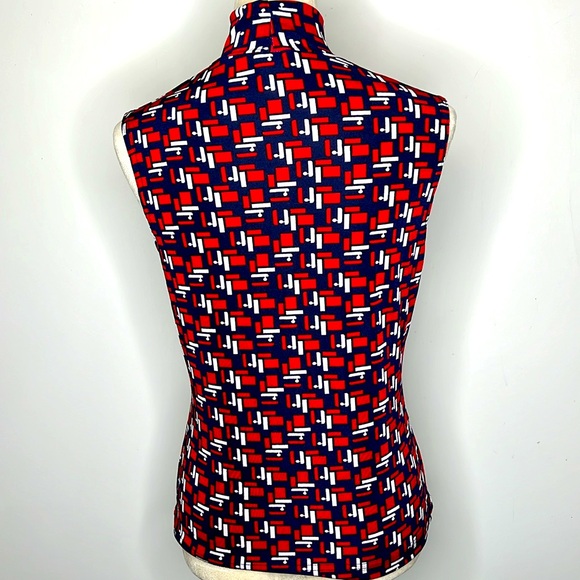 ESSENTIALS STYLE TOP - Picture 3 of 3